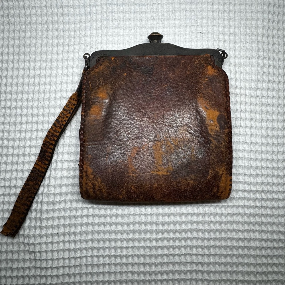 Antique 1900s Hand Tooled Leather Purse Art Nouveau Floral Frame Bag - Picture 2 of 8